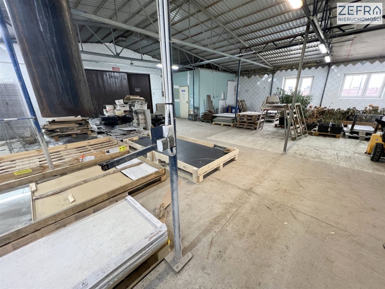 Hala/magazyn Liszki. Zdjęcie 6