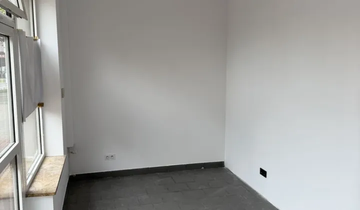Lokal Józefów Centrum, ul. Marszałka Piłsudskiego