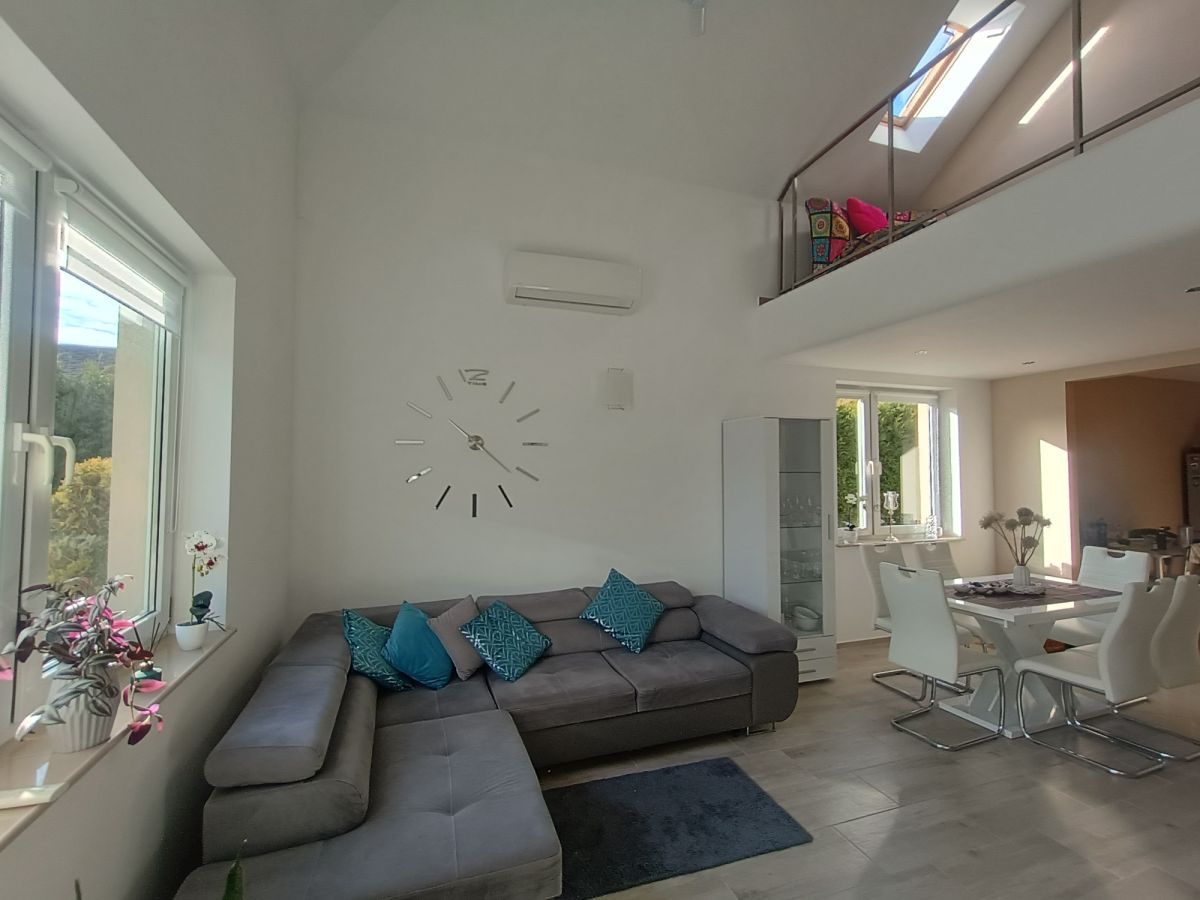 dom wolnostojący, 6 pokoi Kębliny. Zdjęcie 6