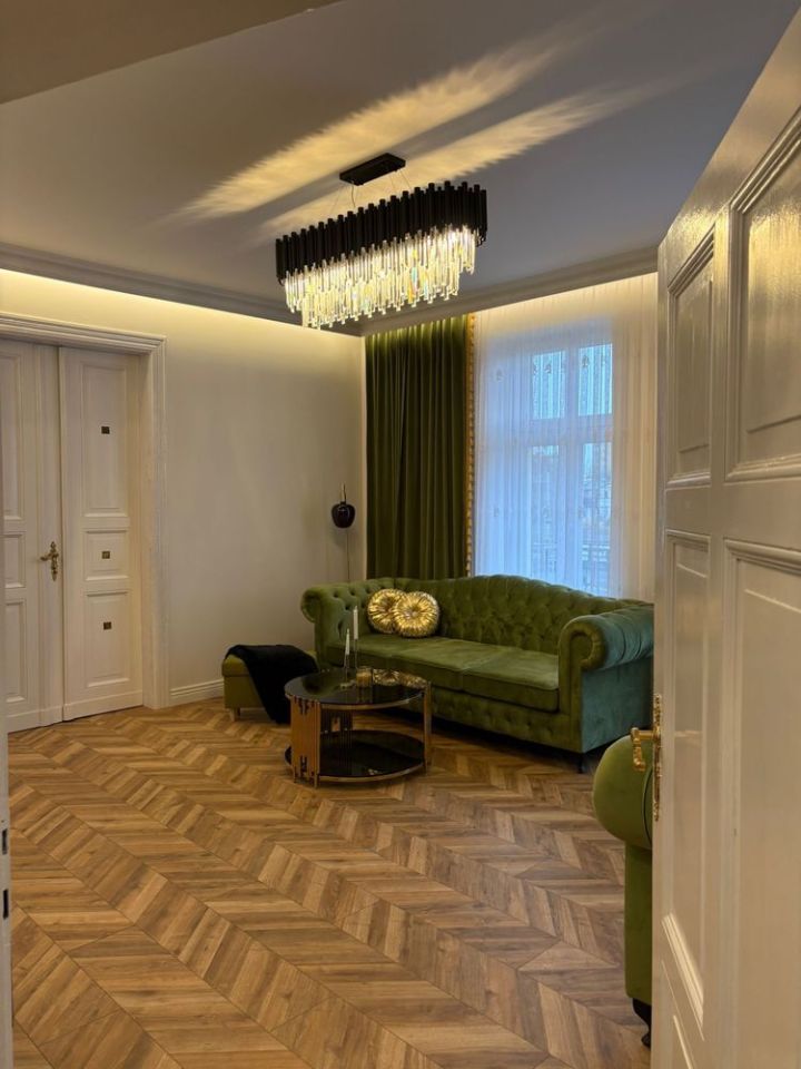 Mieszkanie 4-pokojowe Chorzów Centrum, pl. Dworcowy. Zdjęcie 7