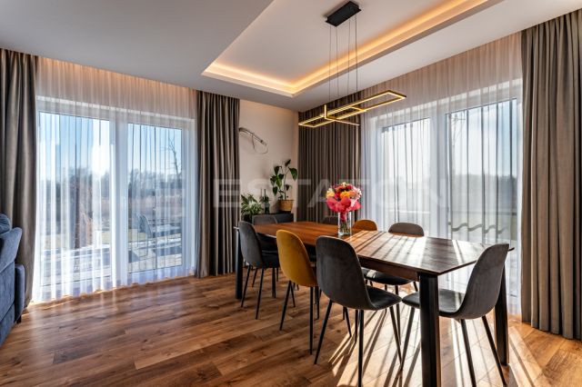 dom wolnostojący, 5 pokoi Jasionka. Zdjęcie 2