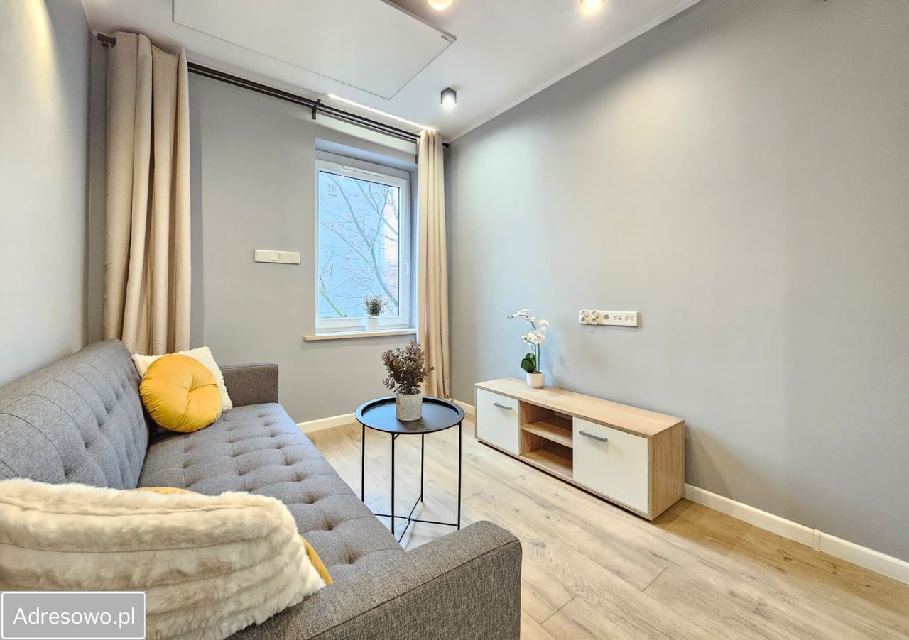 Mieszkanie 2-pokojowe Zabrze Centrum, ul. Tomasza Nocznickiego. Zdjęcie 6