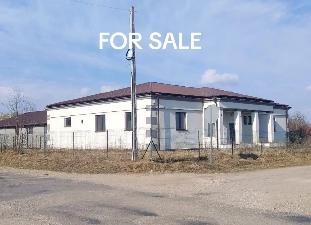 Hala/magazyn Truskolasy-Niwisko. Zdjęcie 5