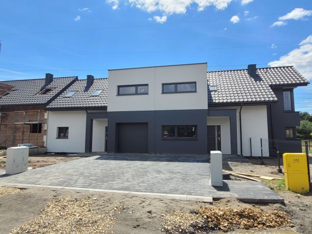 inny, 5 pokoi Mysłowice Wesoła, ul. 3 Maja. Zdjęcie 1