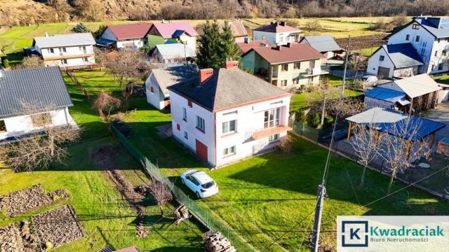 dom wolnostojący, 4 pokoje Lipowica. Zdjęcie 2