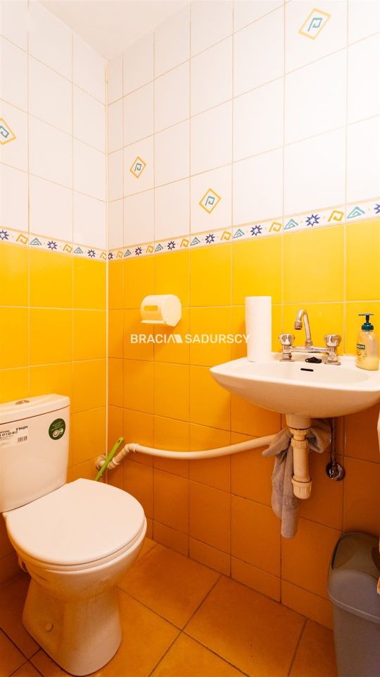 Mieszkanie 4-pokojowe Kraków Czyżyny, os. Dywizjonu 303. Zdjęcie 16