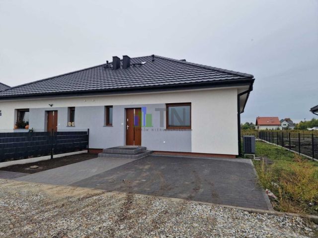 bliźniak, 4 pokoje Dobrzykowice. Zdjęcie 2