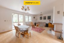 dom wolnostojący, 4 pokoje Borowa Góra