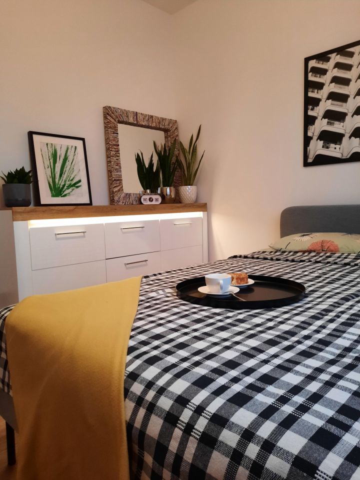 Mieszkanie 3-pokojowe Wola Mrokowska, Grafitowa. Zdjęcie 7