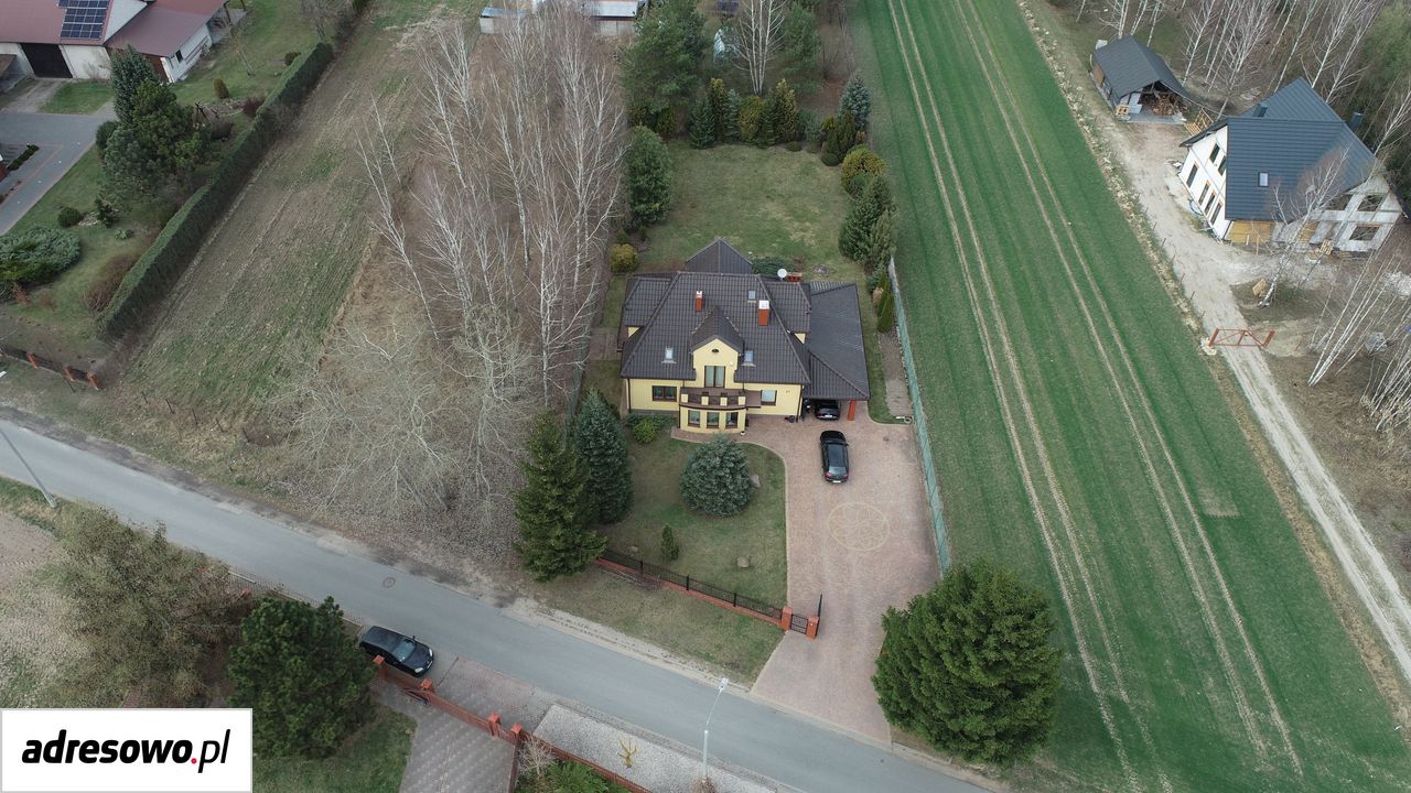 dom wolnostojący, 4 pokoje Rakowiska, ul. Jabłoniowa. Zdjęcie 2