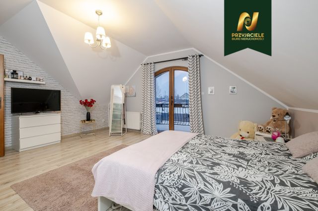 dom wolnostojący, 6 pokoi Różyny. Zdjęcie 15