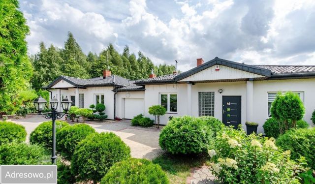dom wolnostojący, 6 pokoi Rąbień. Zdjęcie 1