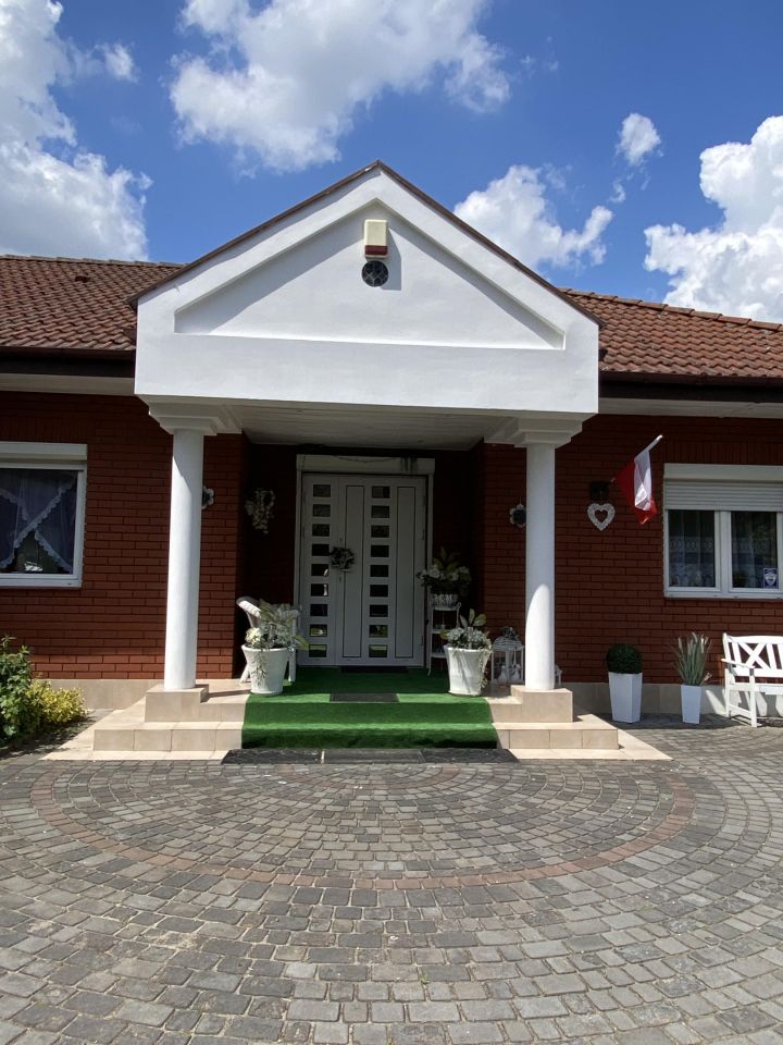 dom wolnostojący, 4 pokoje Sulejów Podklasztorze. Zdjęcie 5