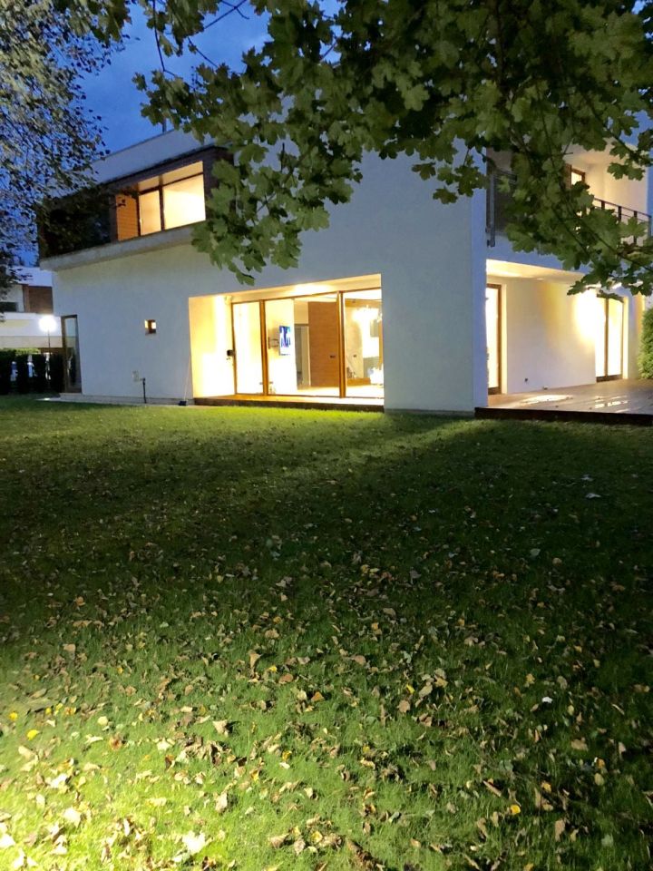 bliźniak, 5 pokoi Konstancin-Jeziorna, ul. Wilanowska. Zdjęcie 1