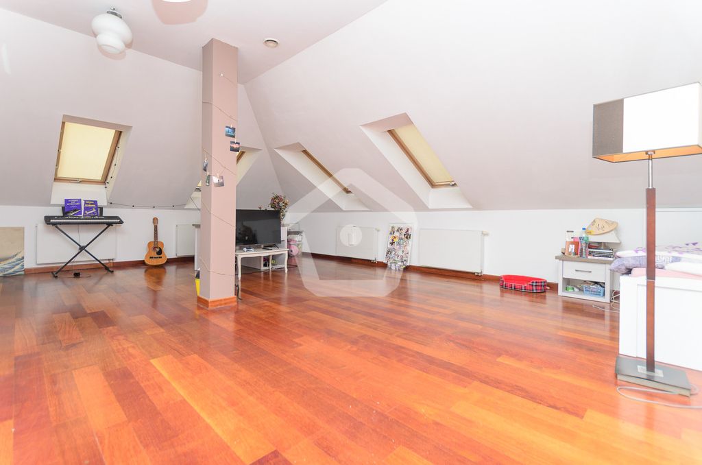 dom wolnostojący, 6 pokoi Rzeszów Budziwój, ul. Eugeniusza Kwiatkowskiego. Zdjęcie 12