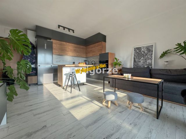 Mieszkanie 3-pokojowe Kraków Nowa Huta, os. Piastów. Zdjęcie 1