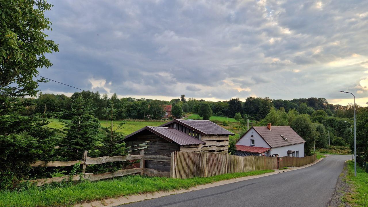 dom wolnostojący, 3 pokoje Wolbromów. Zdjęcie 2