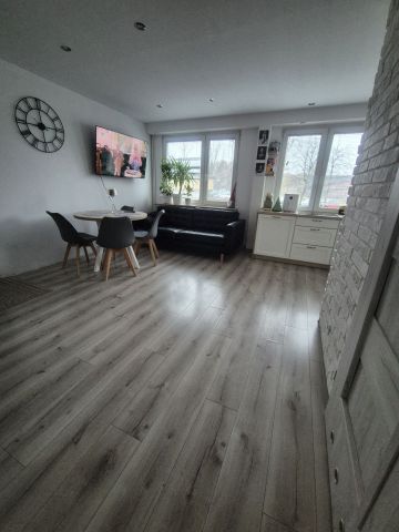 Mieszkanie 3-pokojowe Toruń, ul. Jurija Gagarina. Zdjęcie 1