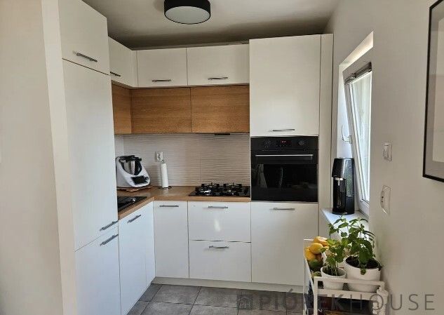 Mieszkanie 3-pokojowe Warszawa Wawer, ul. Króla Maciusia