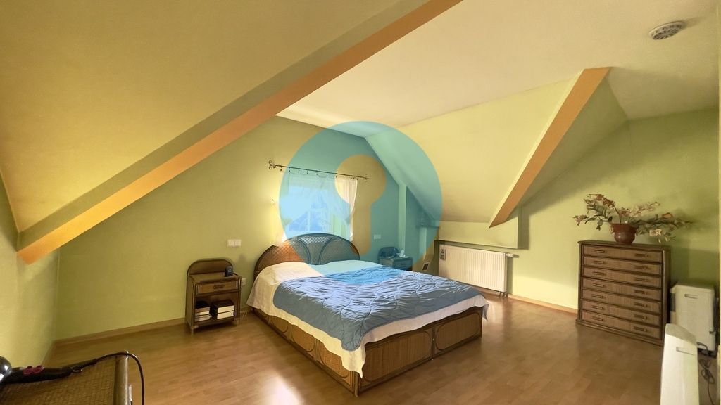 bliźniak, 5 pokoi Bilcza. Zdjęcie 17