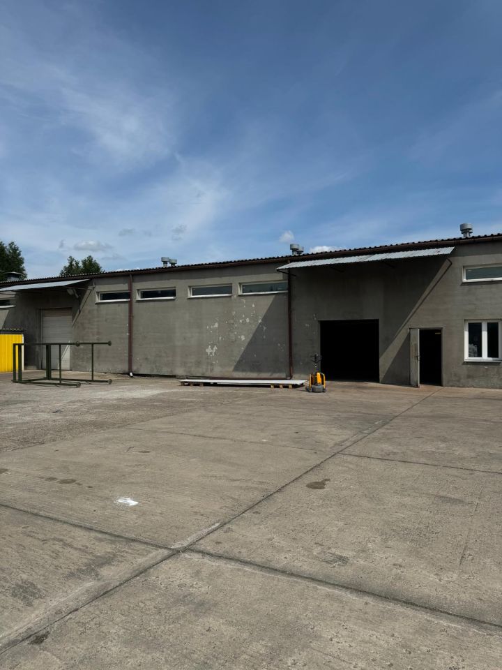 Hala/magazyn Ożarów Mazowiecki, ul. Józefa Sowińskiego. Zdjęcie 2