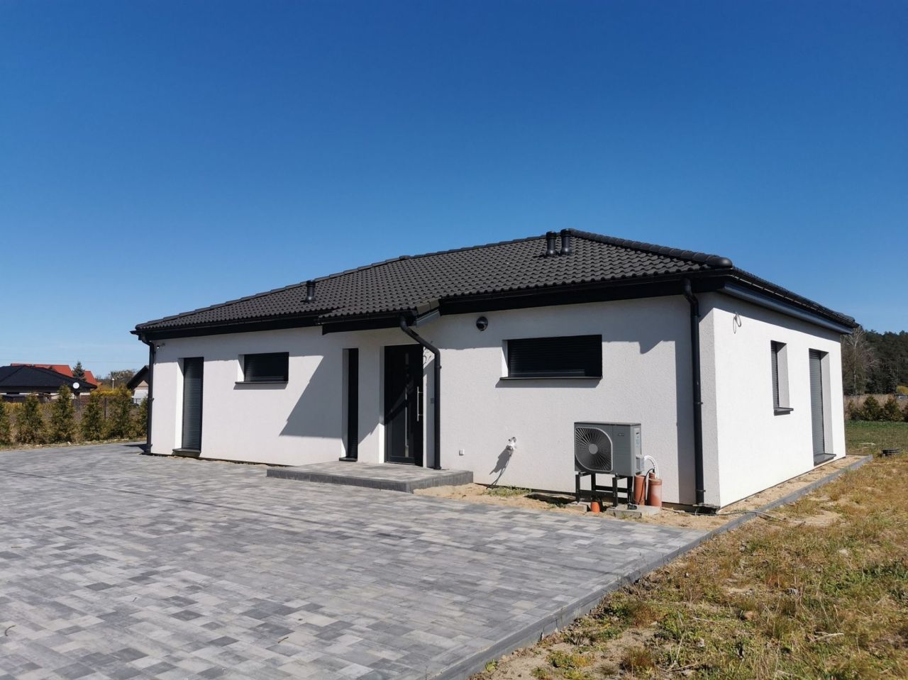 dom wolnostojący, 4 pokoje Święta. Zdjęcie 2