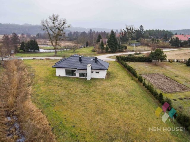 dom wolnostojący, 4 pokoje Smolajny. Zdjęcie 25