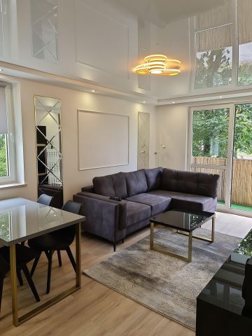 Mieszkanie 3-pokojowe Pruszków Centrum, al. Wojska Polskiego. Zdjęcie 1