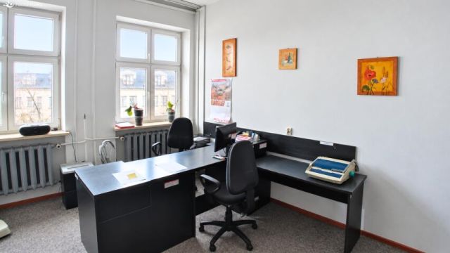 Lokal Miechów, pl. Kościuszki. Zdjęcie 2