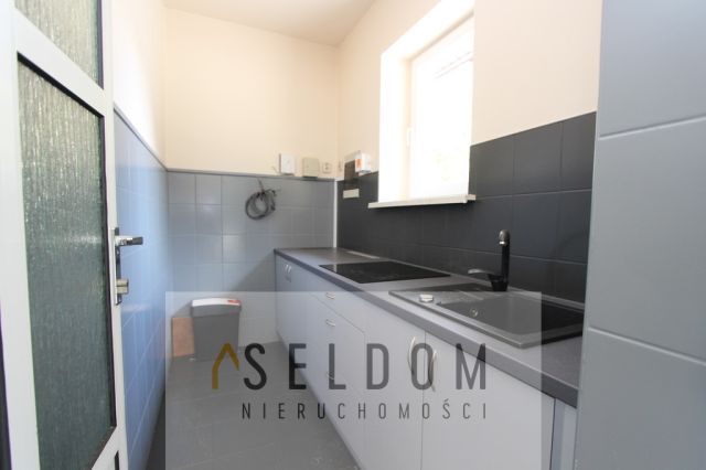 dom wolnostojący, 6 pokoi Licheń Stary. Zdjęcie 32