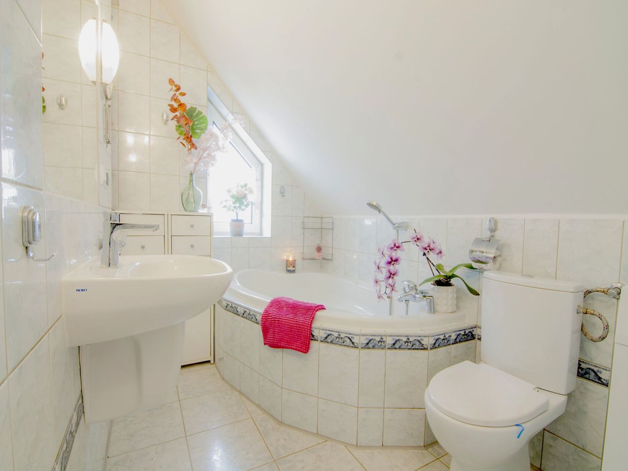 Hotel/pensjonat Ustronie Morskie, ul. Bogusława XIV. Zdjęcie 4