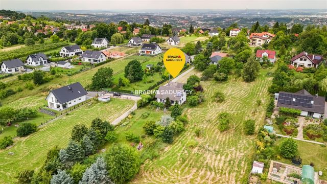 dom wolnostojący, 4 pokoje Rożnowa. Zdjęcie 35