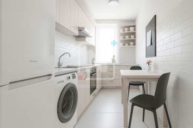 Mieszkanie 3-pokojowe Warszawa Śródmieście, Aleja Solidarności. Zdjęcie 1