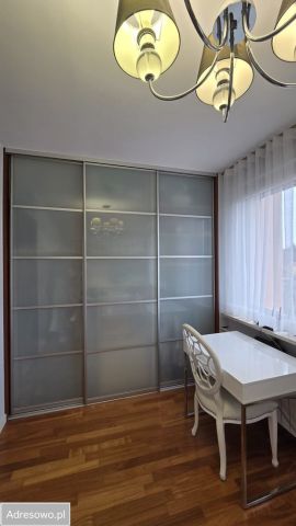 Mieszkanie 3-pokojowe Gliwice Łabędy, ul. Konstantego Ciołkowskiego. Zdjęcie 17