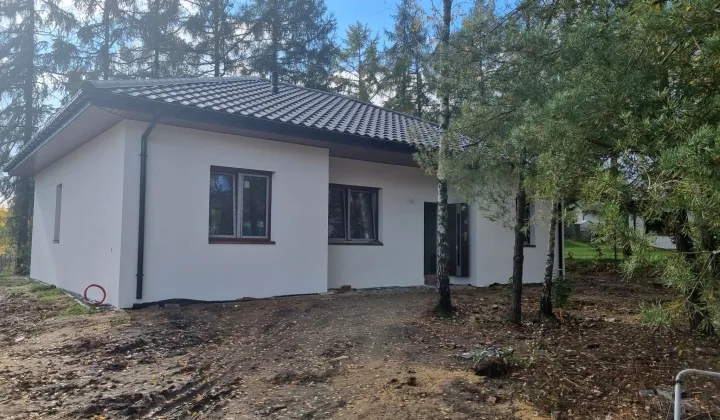 dom wolnostojący, 4 pokoje Biskupice, ul. Jodłowa
