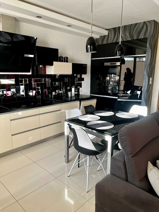 Mieszkanie 3-pokojowe Tomaszów Mazowiecki. Zdjęcie 2