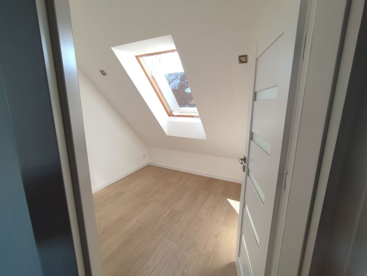 Mieszkanie 2-pokojowe Strzeganowice. Zdjęcie 4