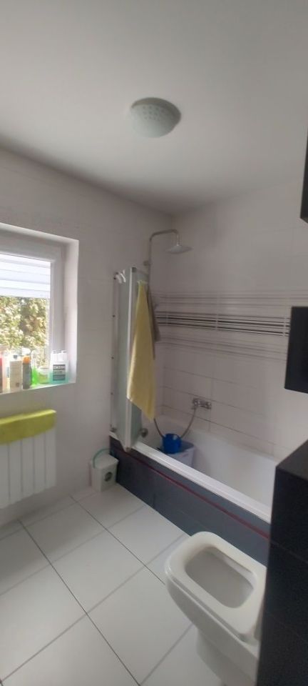 dom wolnostojący, 3 pokoje Morawica Bory. Zdjęcie 2