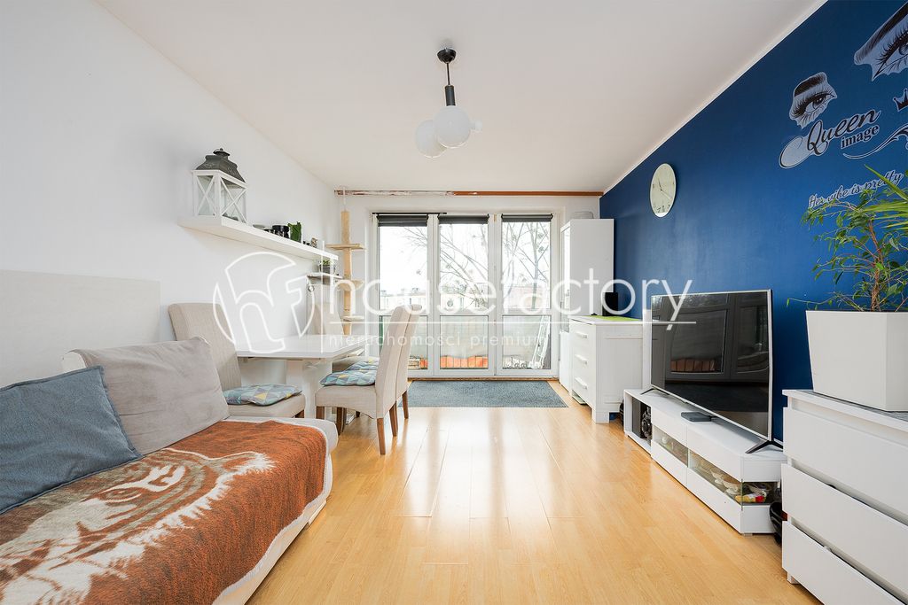 Mieszkanie 2-pokojowe Łódź Dąbrowa, ul. Władysława Umińskiego. Zdjęcie 2