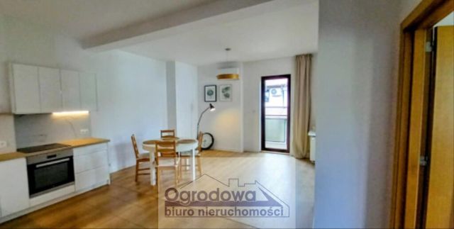 Mieszkanie 3-pokojowe Warszawa Wesoła, ul. Kolendrowa. Zdjęcie 3