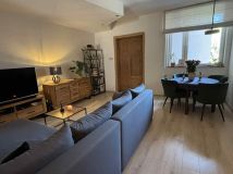 Mieszkanie 4-pokojowe Bytom, ul. ks. Franciszka Nawrota. Zdjęcie 1