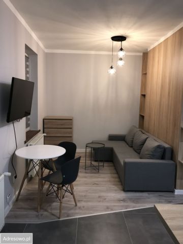 Mieszkanie 2-pokojowe Żary, ul. Moniuszki. Zdjęcie 1