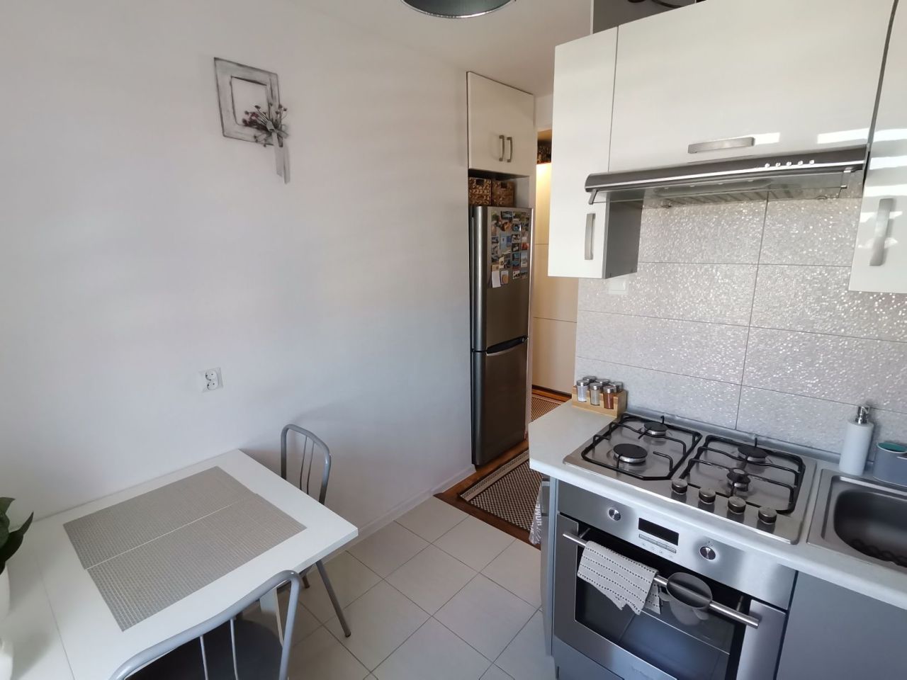 Mieszkanie 3-pokojowe Lubaczów, os. Jagiellonów. Zdjęcie 4