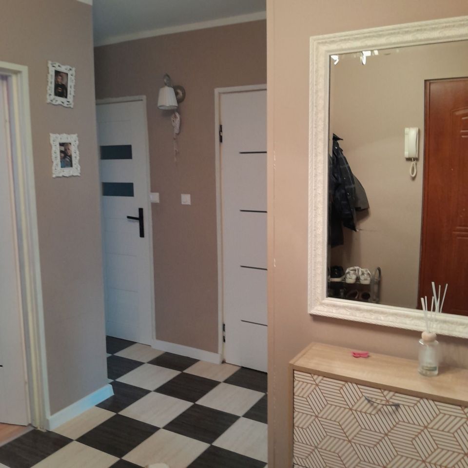 Mieszkanie 3-pokojowe Ościęcin. Zdjęcie 3