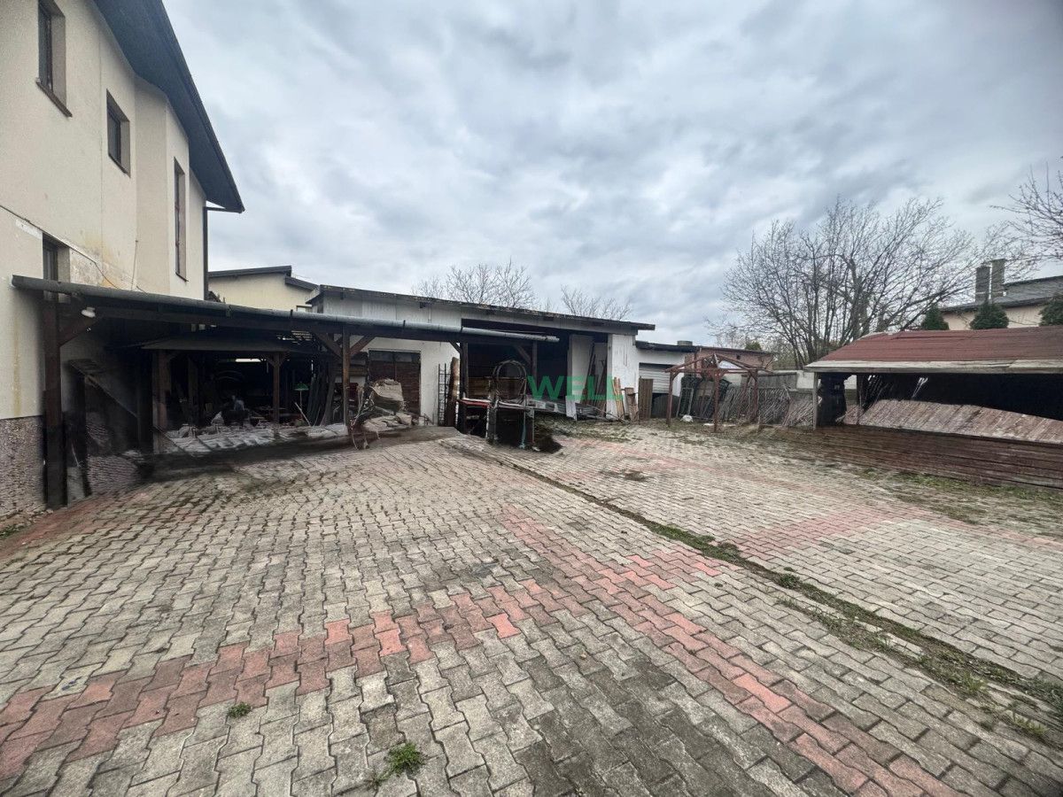 bliźniak, 12 pokoi Ochraniew. Zdjęcie 12