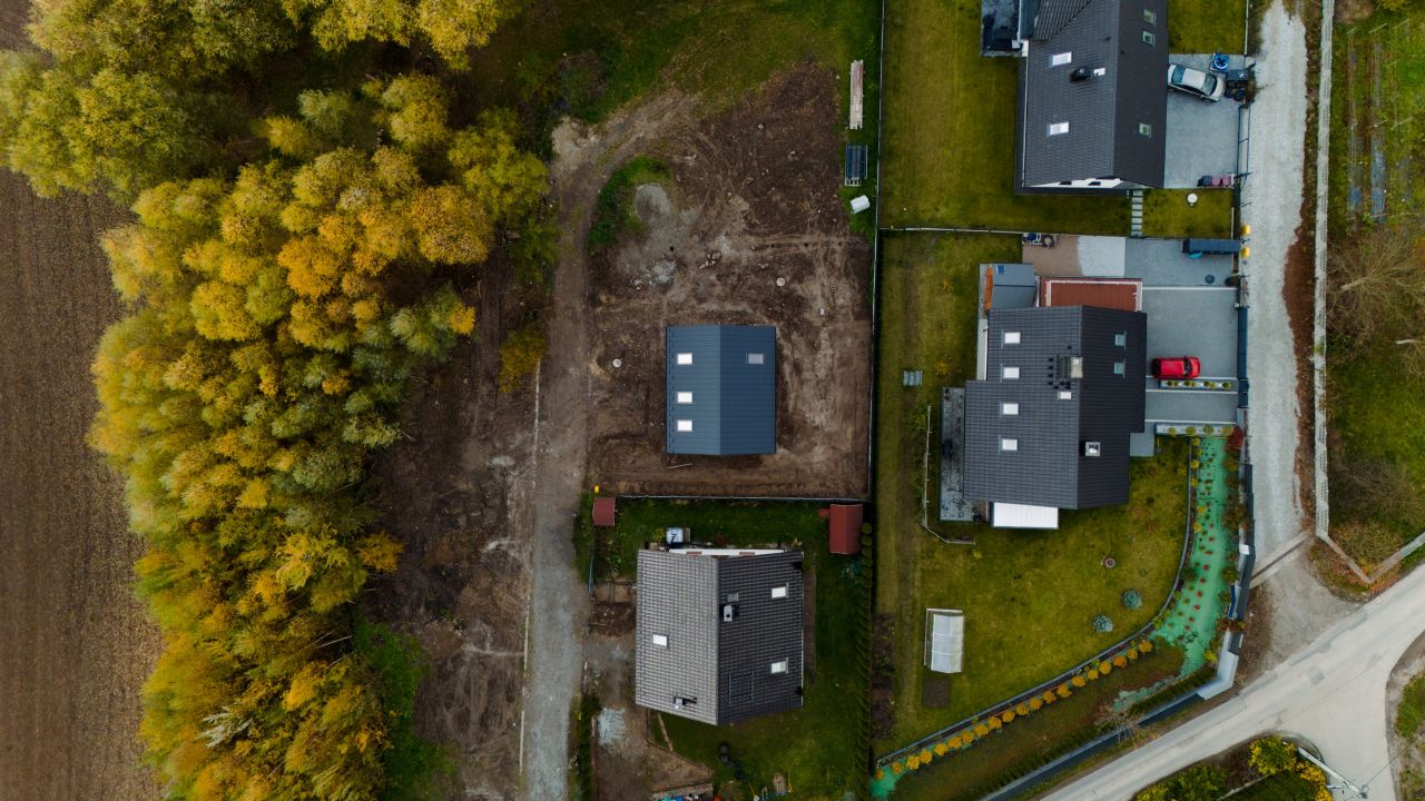 dom wolnostojący, 4 pokoje Pielgrzymowice Baniówka, ul. Błoniówka. Zdjęcie 5