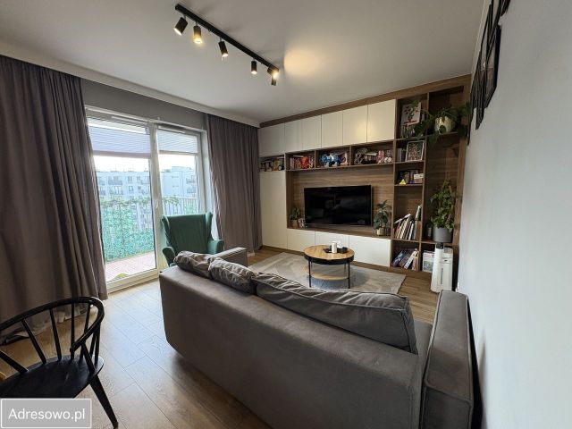 Mieszkanie 3-pokojowe Warszawa Ursus, ul. Posag 7 Panien. Zdjęcie 1