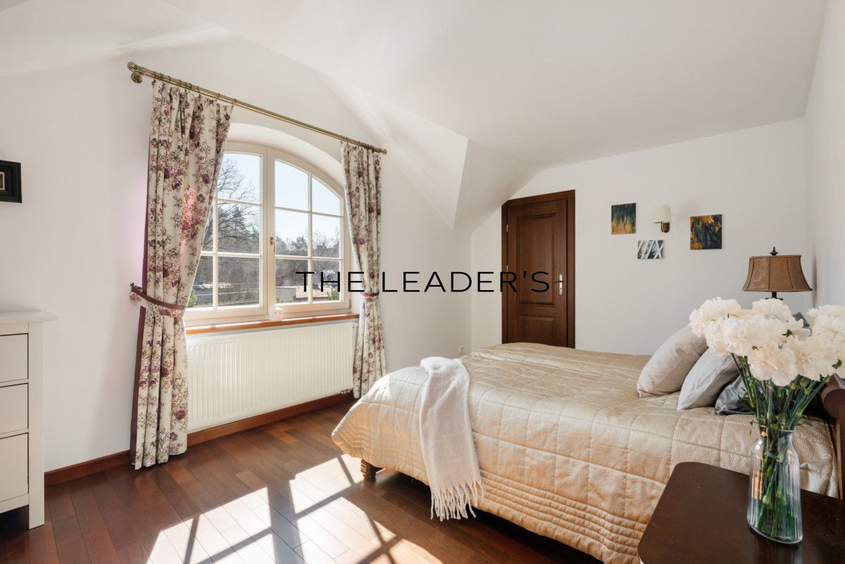 dom wolnostojący, 8 pokoi Zalesie Górne. Zdjęcie 15