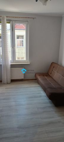 Mieszkanie 2-pokojowe Jelenia Góra Centrum, ul. Stefana Okrzei. Zdjęcie 2