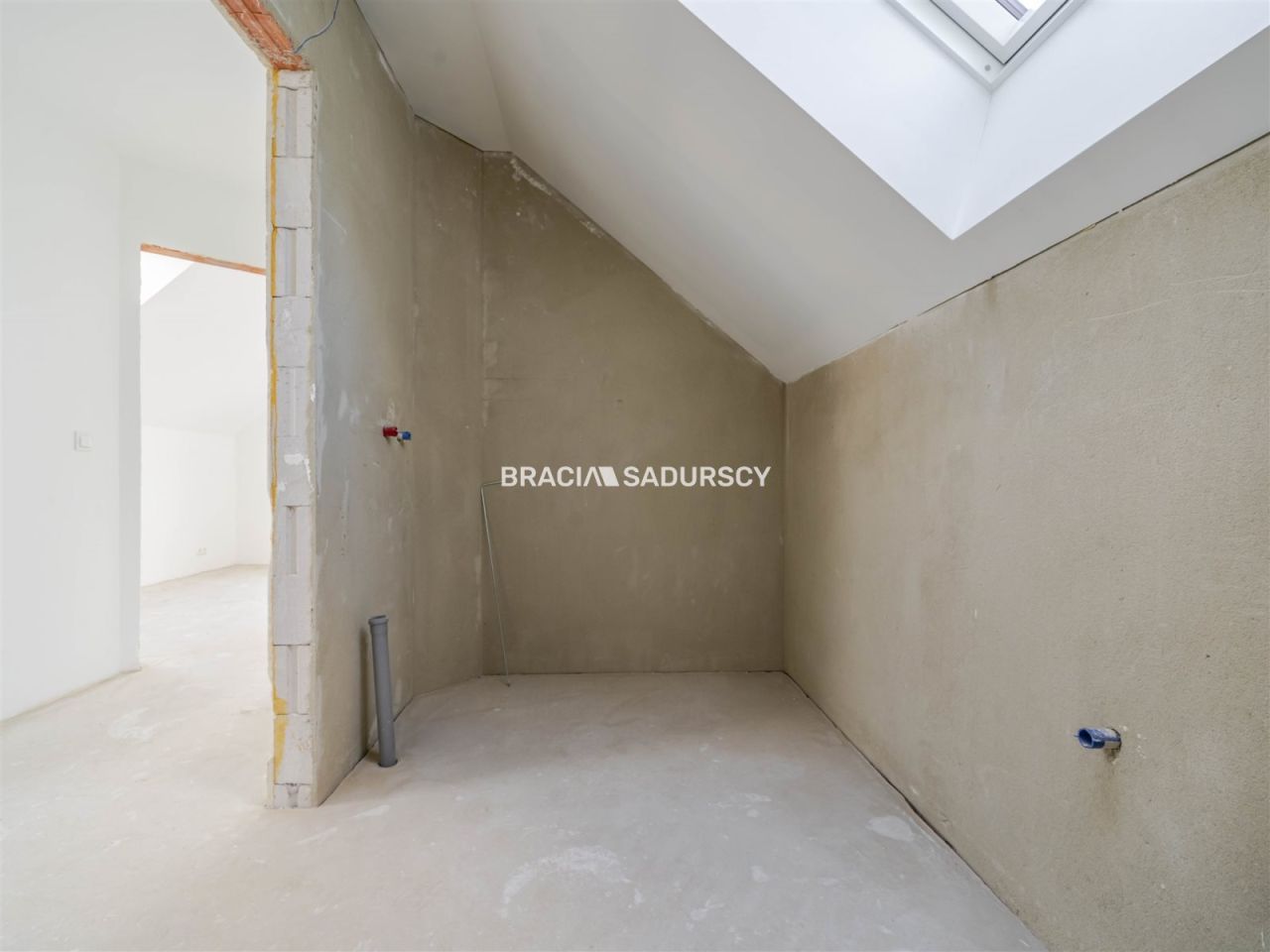 dom wolnostojący, 4 pokoje Koźmice Małe. Zdjęcie 21